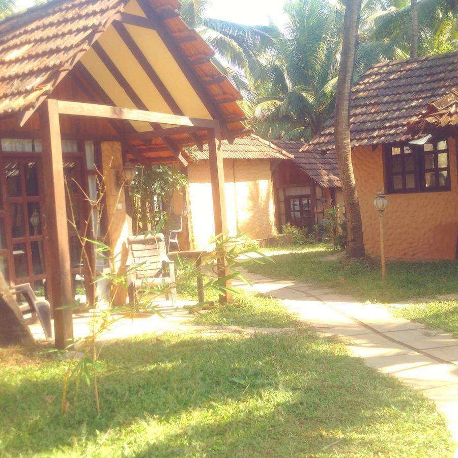 The Village Anjuna Exterior photo